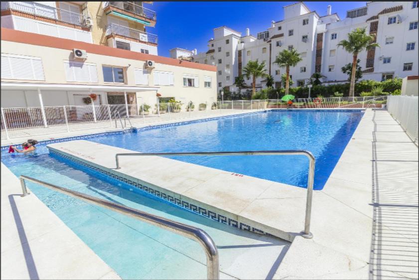 Apartamento En Benalmadena, Primera Linea De Playa エクステリア 写真