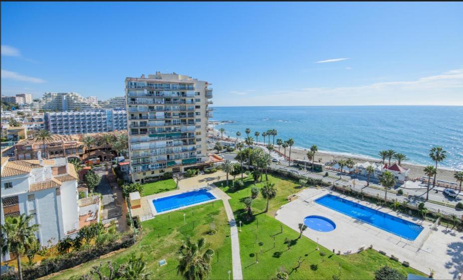 Apartamento En Benalmadena, Primera Linea De Playa エクステリア 写真